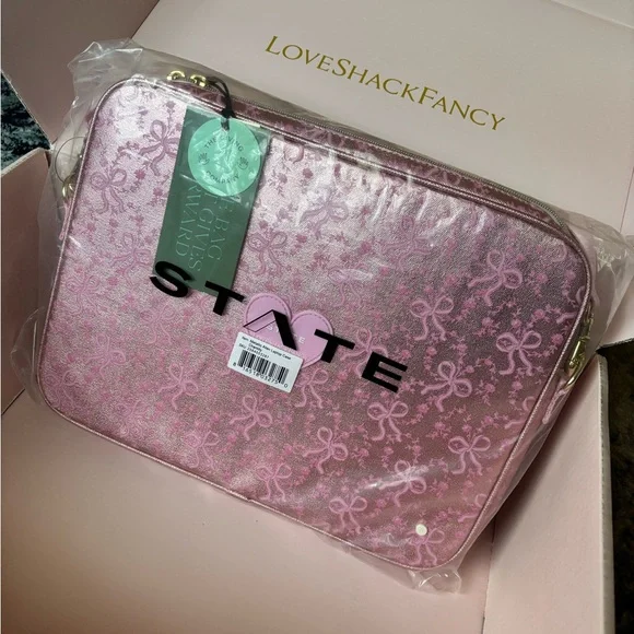LoveShackFancy state laptop case / bag pink coquette bow print - Picture 4 of 9